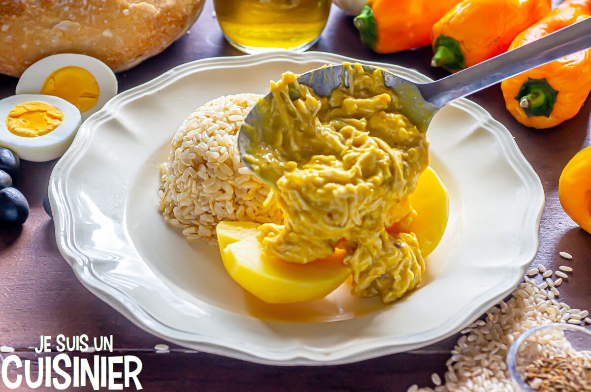 Aji de gallina (servir)